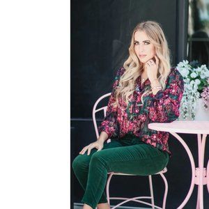 L’AGENCE Marguerite Velvet Jean in Moss